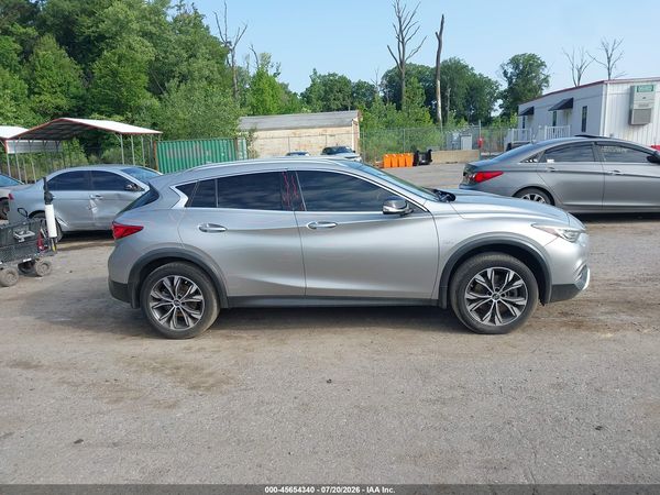 2018 INFINITI QX30 PREMIUM