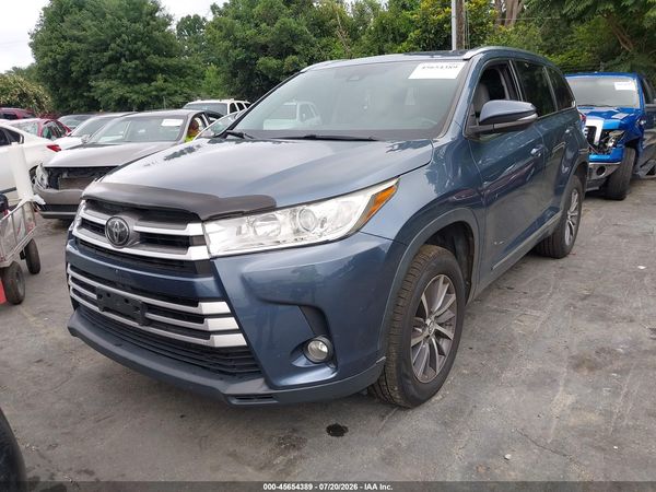 2017 TOYOTA HIGHLANDER XLE