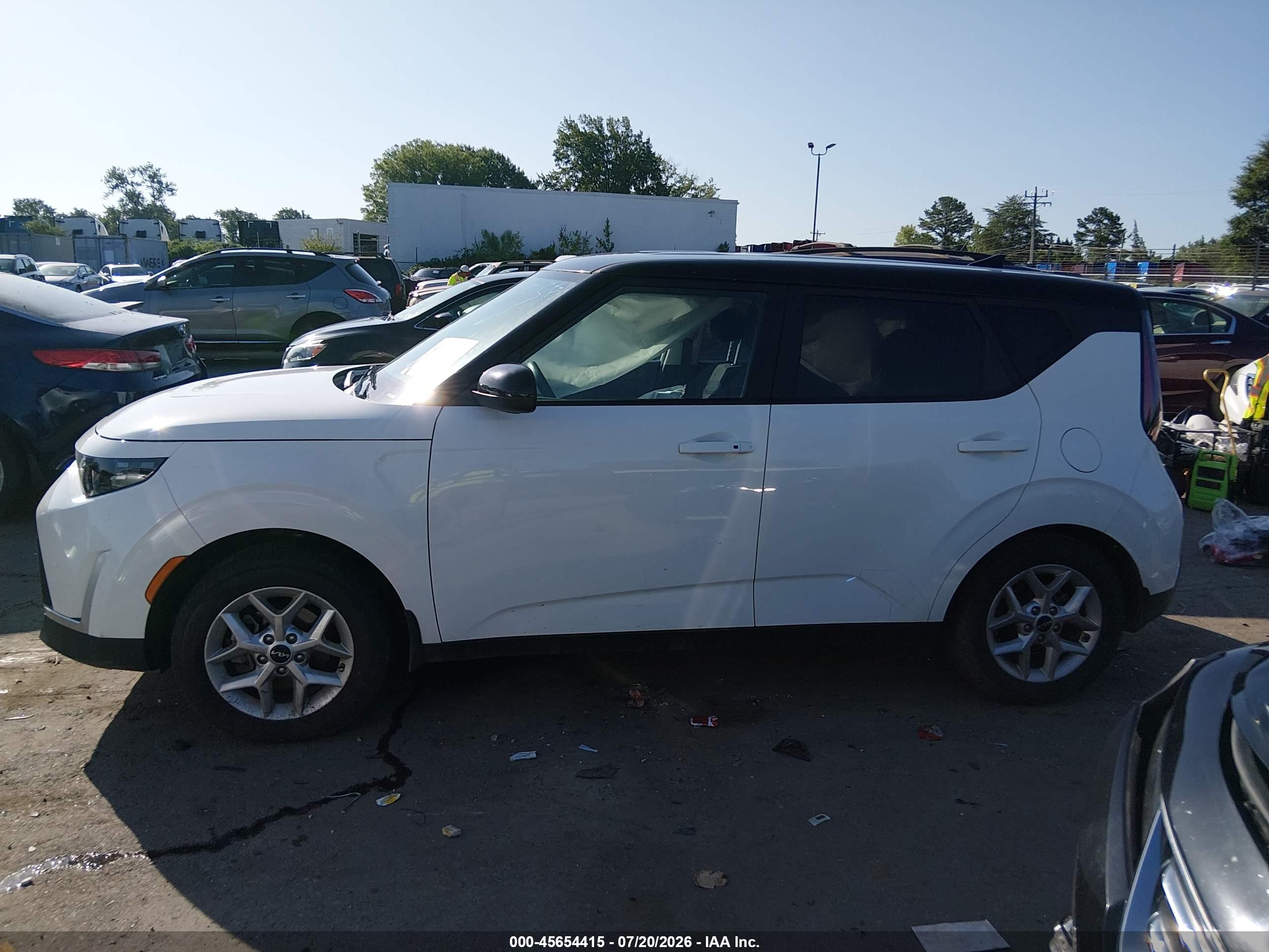 2024 KIA SOUL S