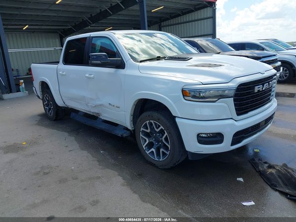 2025 RAM 1500 LARAMIE  4X4 5'7 BOX