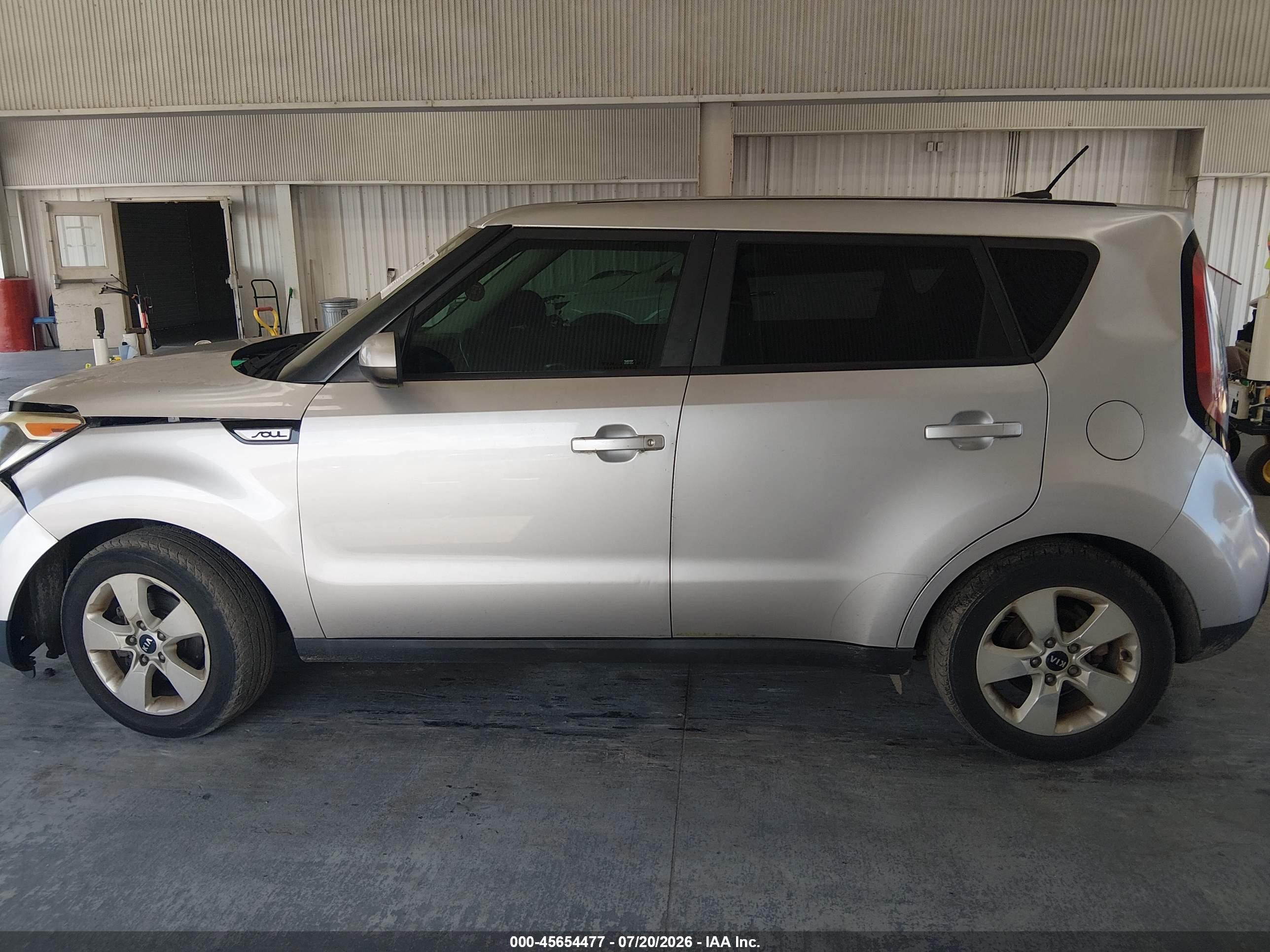 2017 KIA SOUL Base