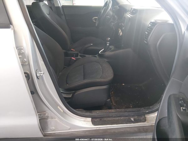 2017 KIA SOUL Base