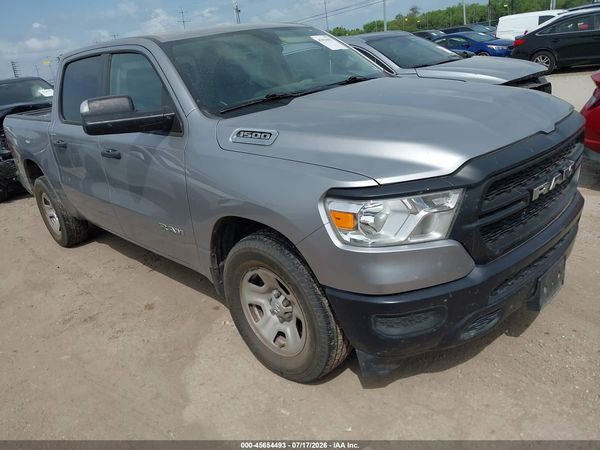 2020 RAM 1500 TRADESMAN  4X2 5'7 BOX
