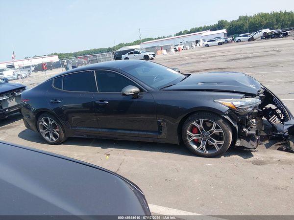 2019 KIA STINGER GT