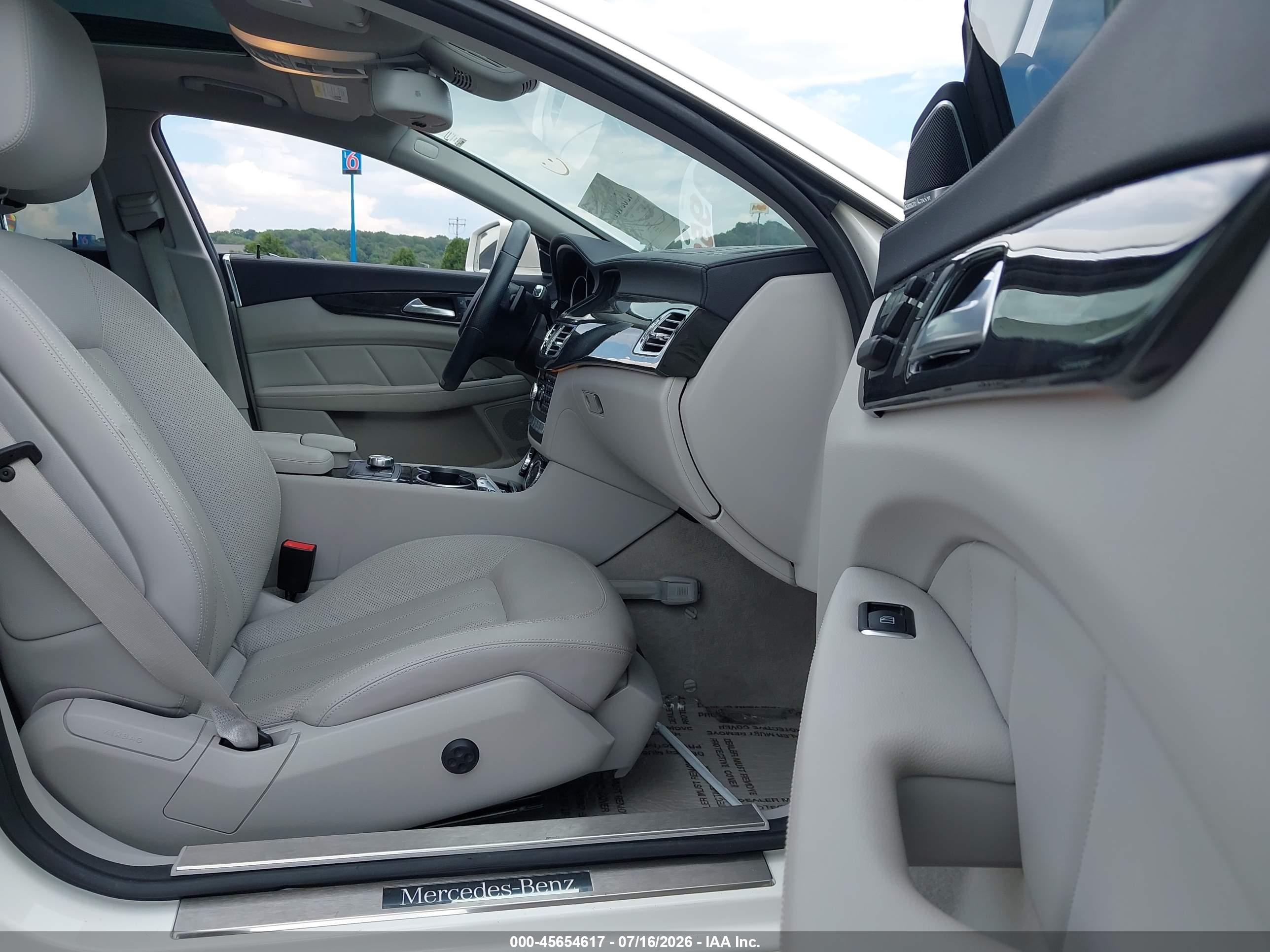 2012 MERCEDES-BENZ CLS 550 4MATIC