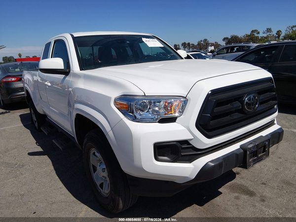 2022 TOYOTA TACOMA SR