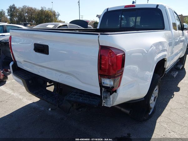 2022 TOYOTA TACOMA SR