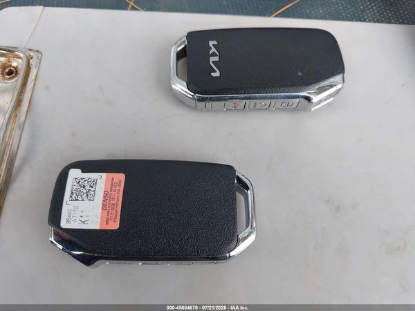 2023 KIA NIRO EX