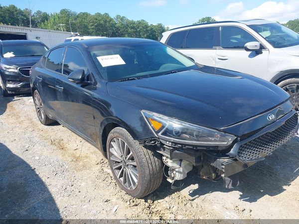 2017 KIA CADENZA PREMIUM