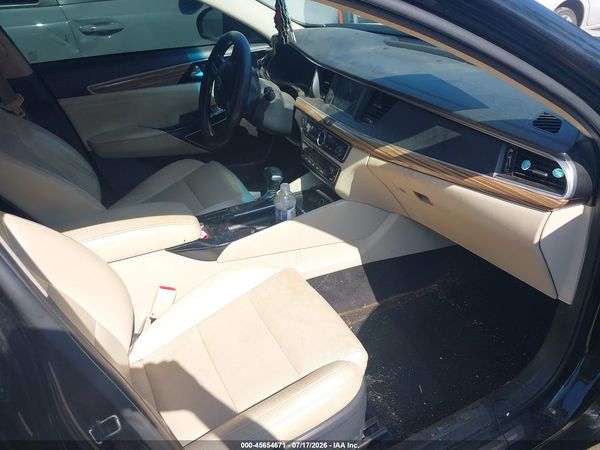2017 KIA CADENZA PREMIUM