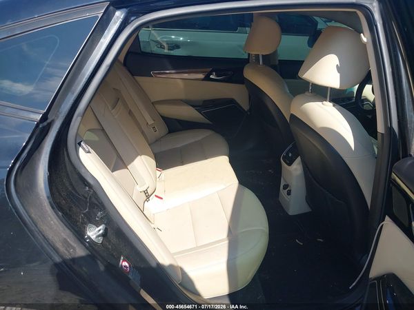 2017 KIA CADENZA PREMIUM