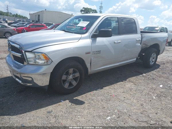 2017 RAM 1500 SLT  4X2 6'4 BOX