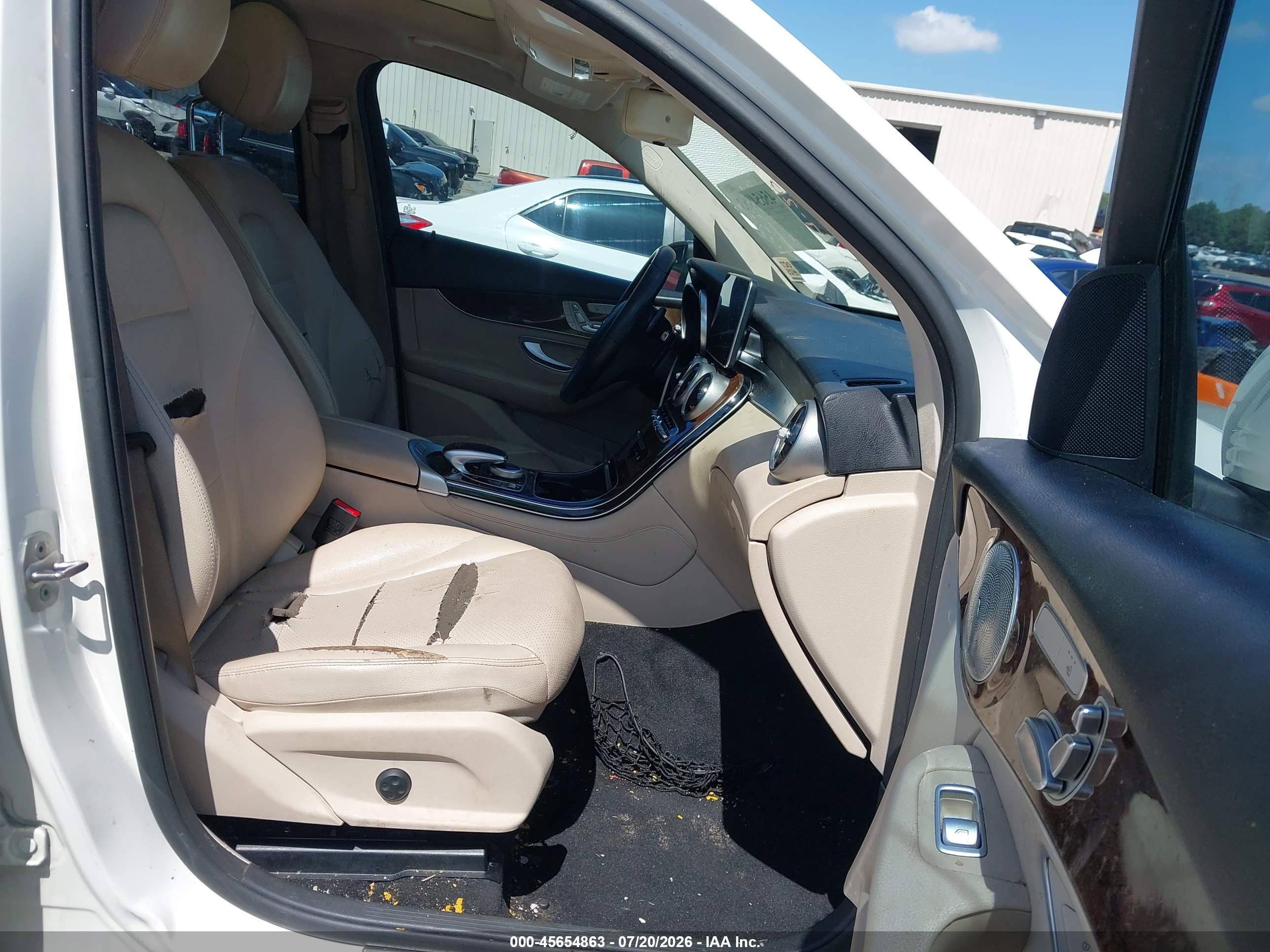 2017 MERCEDES-BENZ GLC 300 GLC300