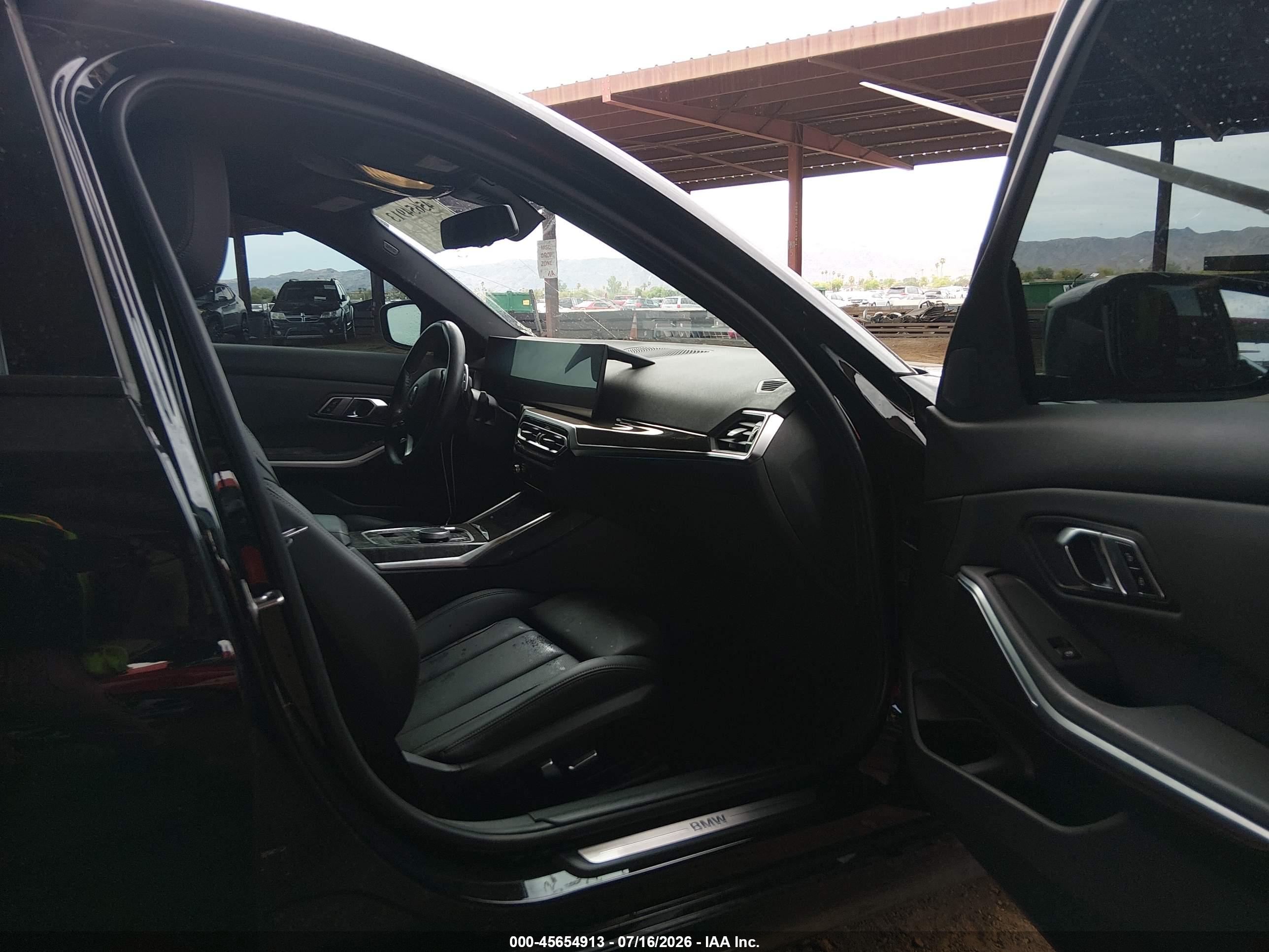 2023 BMW 330I