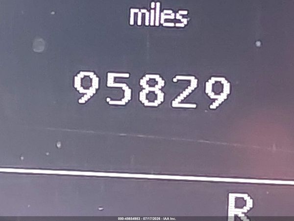 2019 INFINITI QX30 LUXE