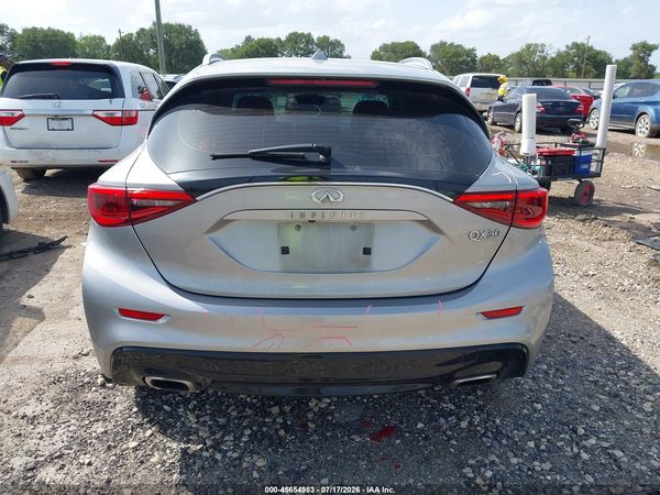 2019 INFINITI QX30 LUXE
