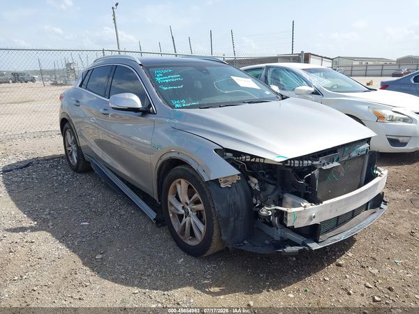 2019 INFINITI QX30 LUXE
