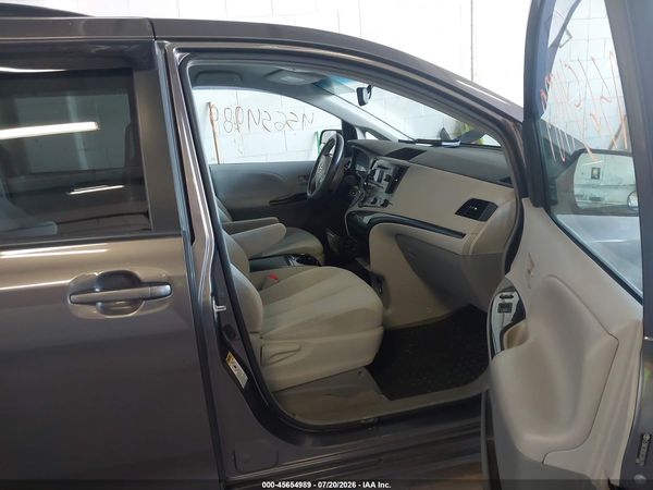 2012 TOYOTA SIENNA LE V6 8 PASSENGER
