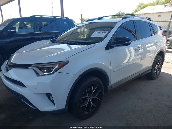 2018 TOYOTA RAV4 SE