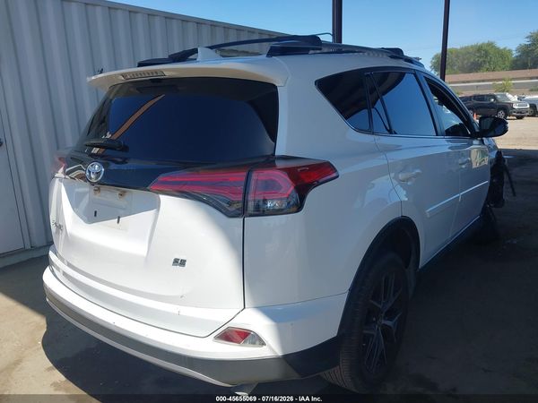 2018 TOYOTA RAV4 SE