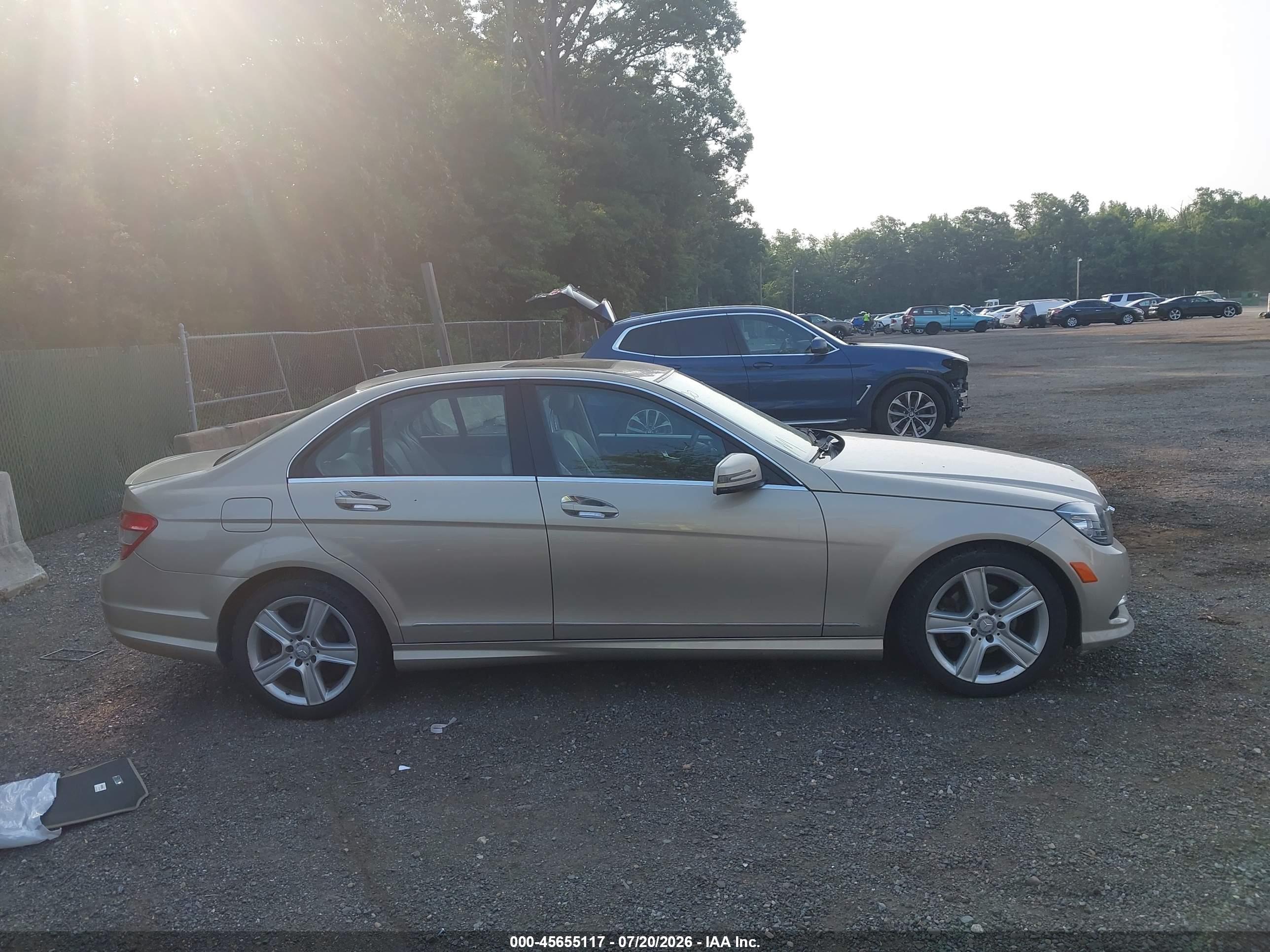 2011 MERCEDES-BENZ C 300 C300 4-MATIC