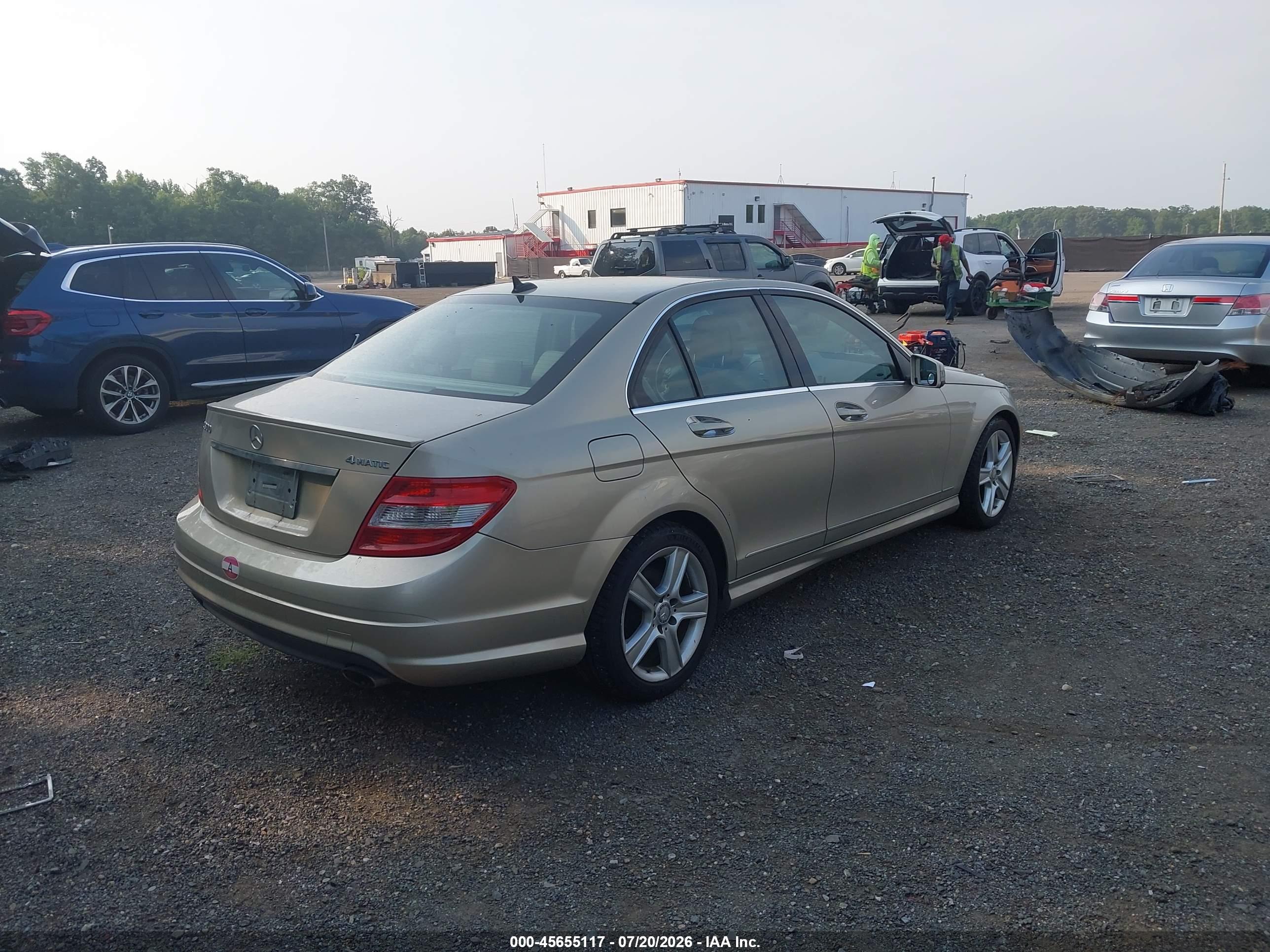 2011 MERCEDES-BENZ C 300 C300 4-MATIC