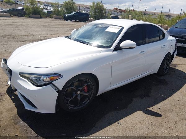 2018 ALFA ROMEO GIULIA TI SPORT RWD