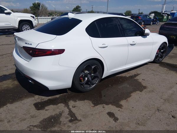 2018 ALFA ROMEO GIULIA TI SPORT RWD