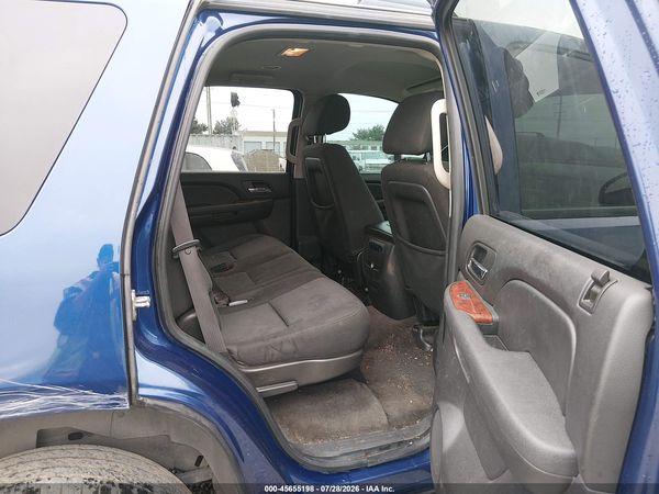 2012 CHEVROLET TAHOE LS — I8