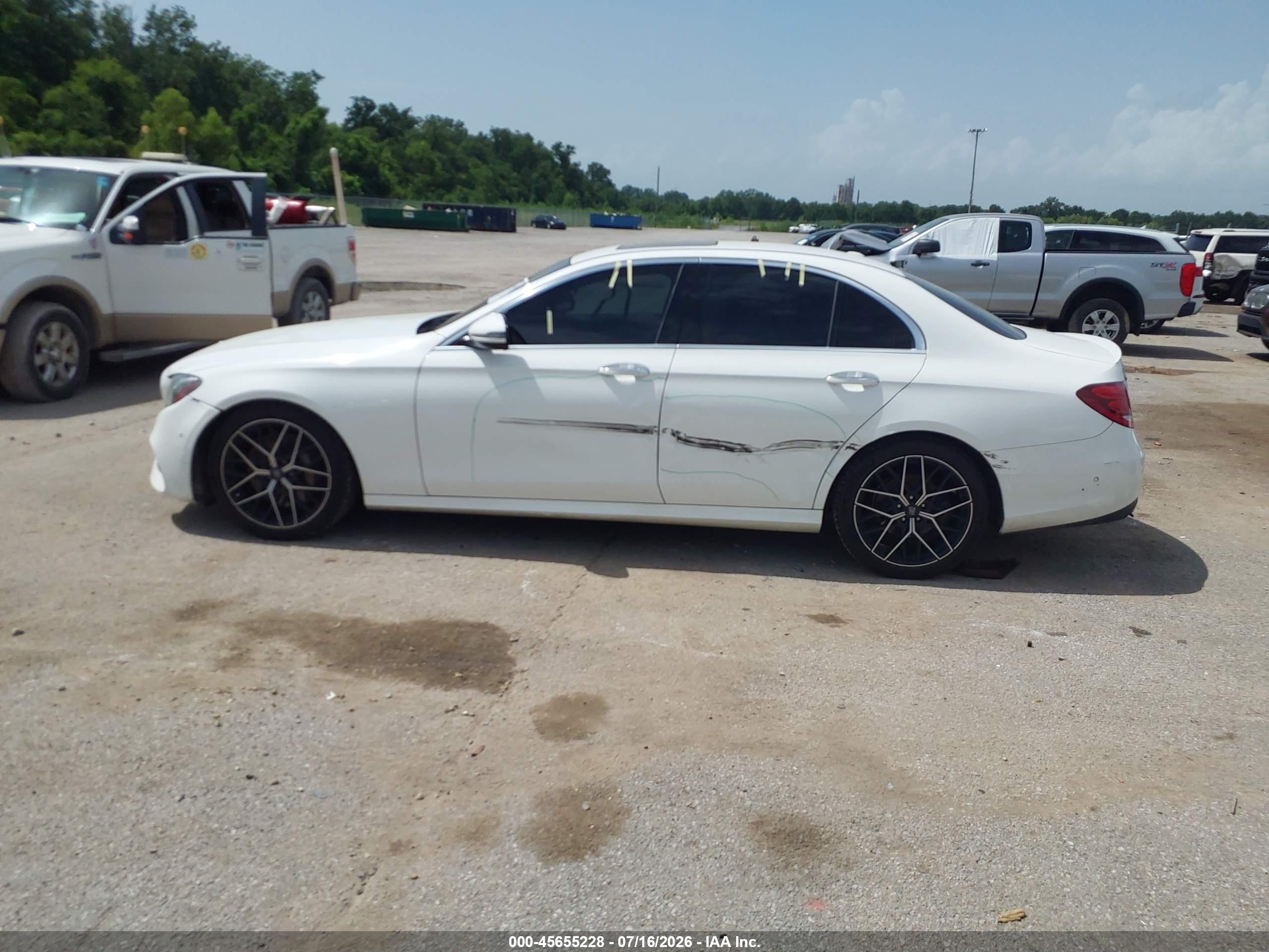 2017 MERCEDES-BENZ E 300 E300