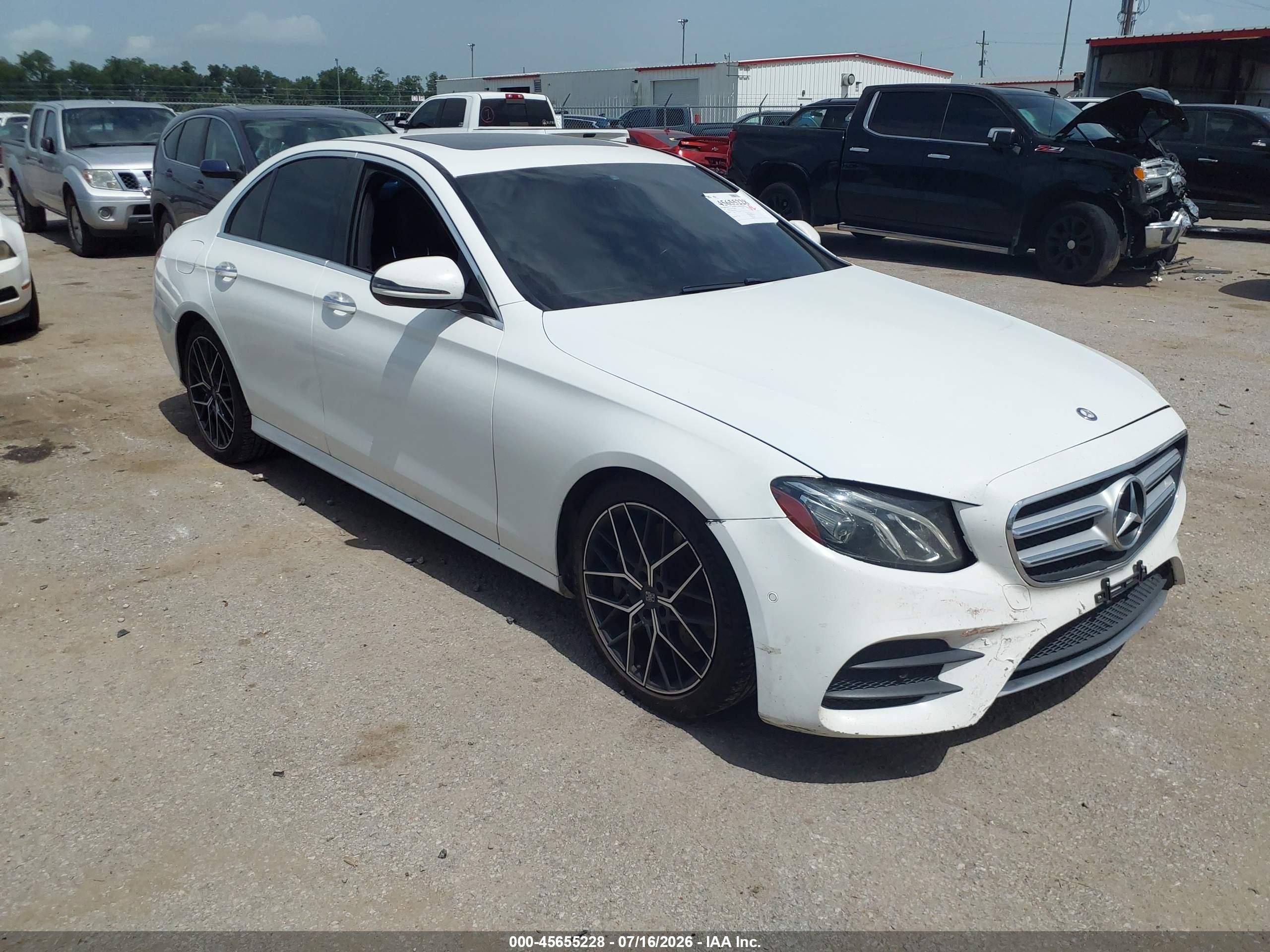 2017 MERCEDES-BENZ E 300 E300