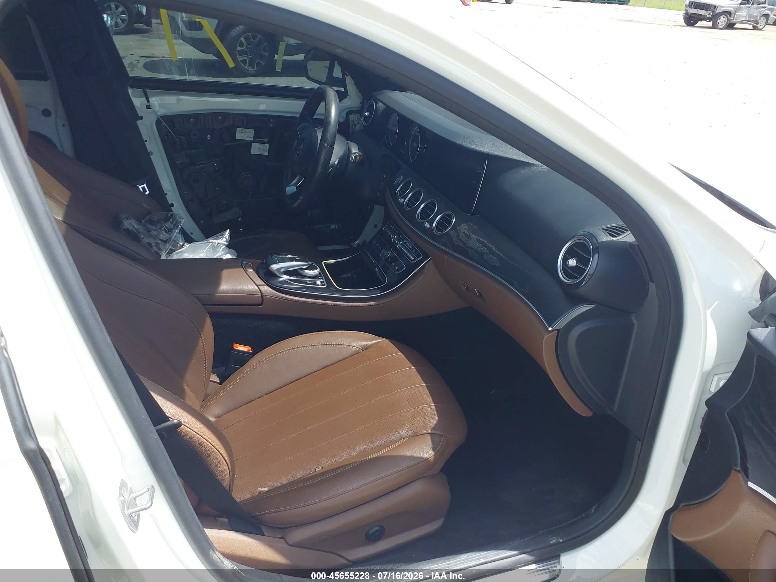 2017 MERCEDES-BENZ E 300 E300