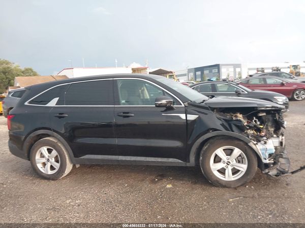2022 KIA SORENTO LX