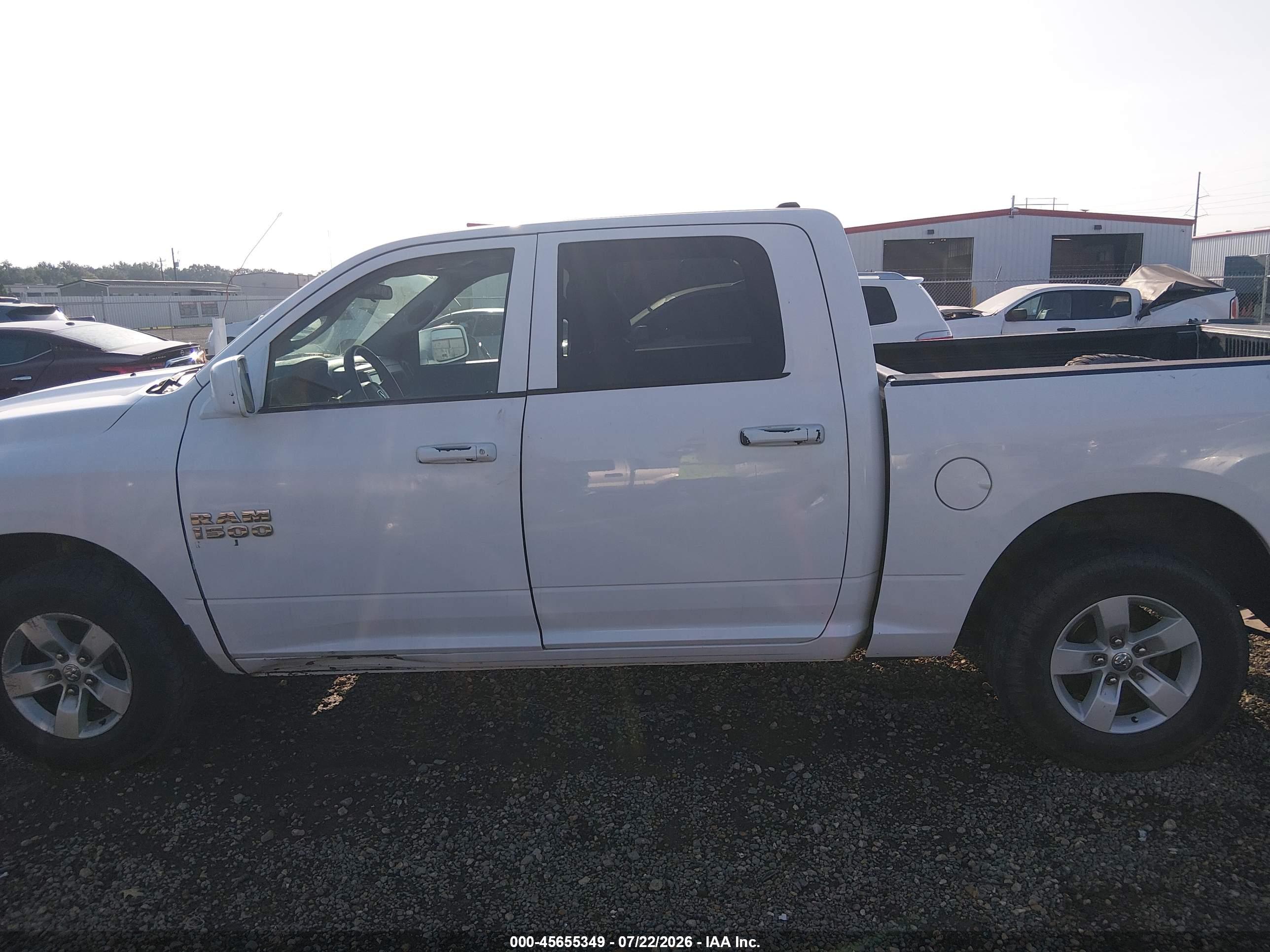 2020 RAM 1500 CLASSIC TRADESMAN  4X2 5'7 BOX