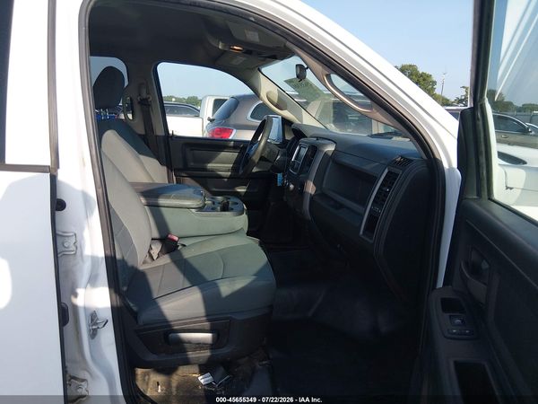 2020 RAM 1500 CLASSIC TRADESMAN  4X2 5'7 BOX