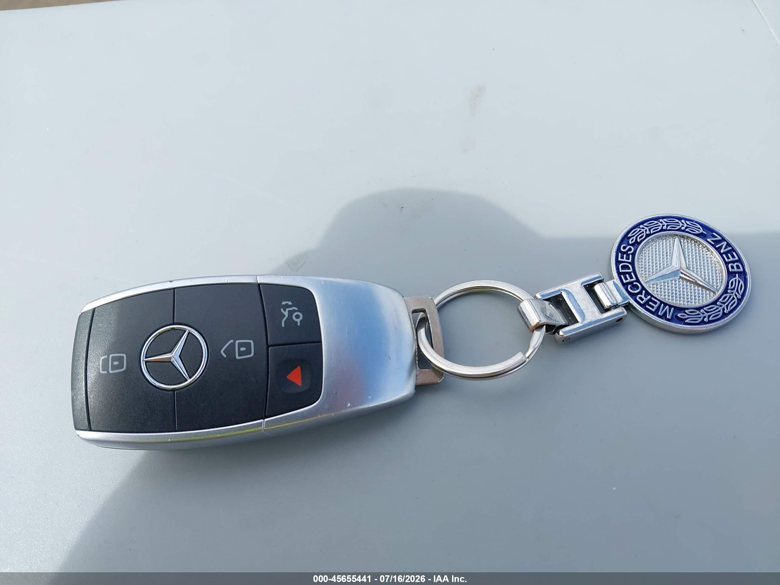 2019 MERCEDES-BENZ C 300 C300