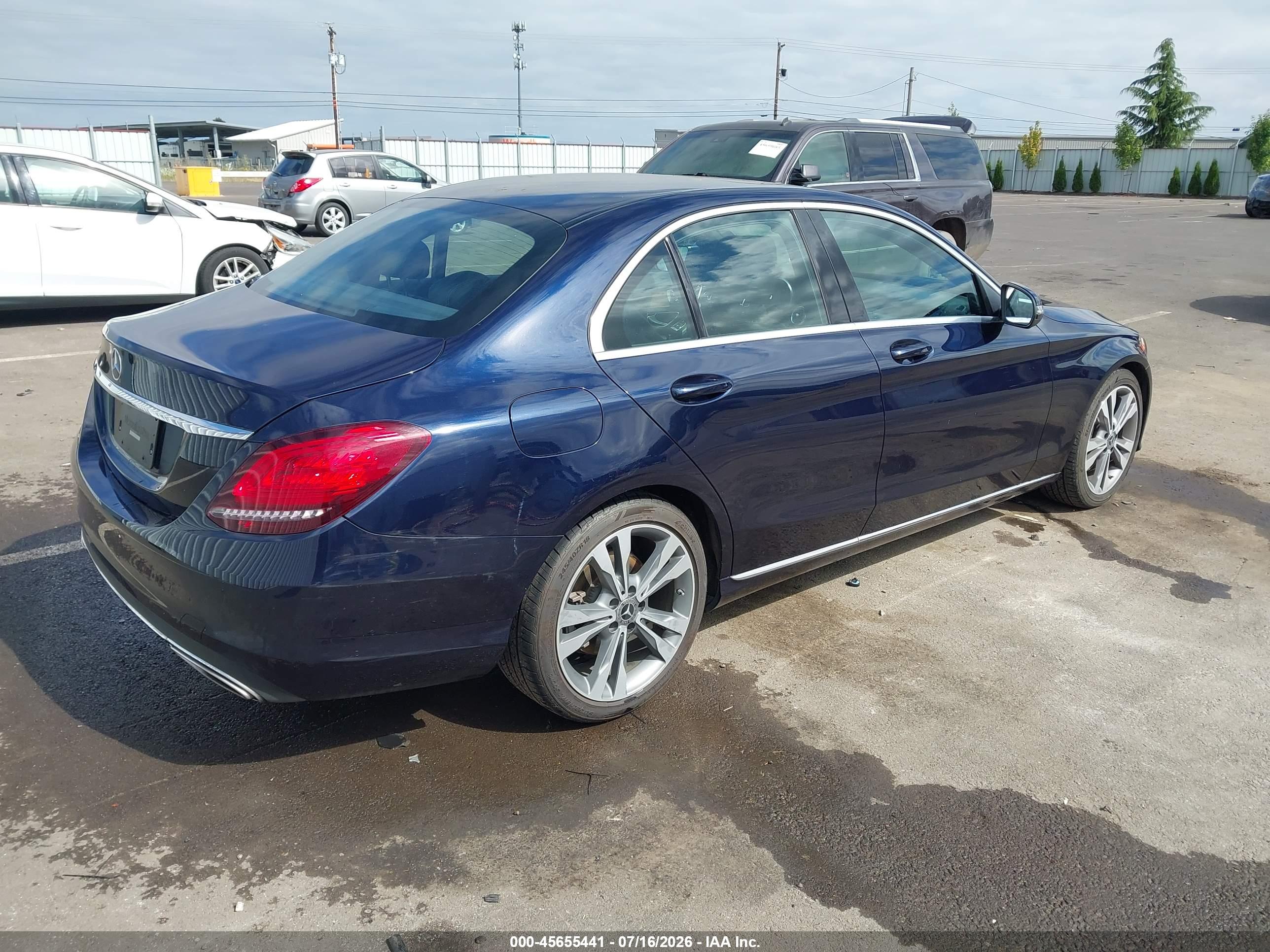 2019 MERCEDES-BENZ C 300 C300