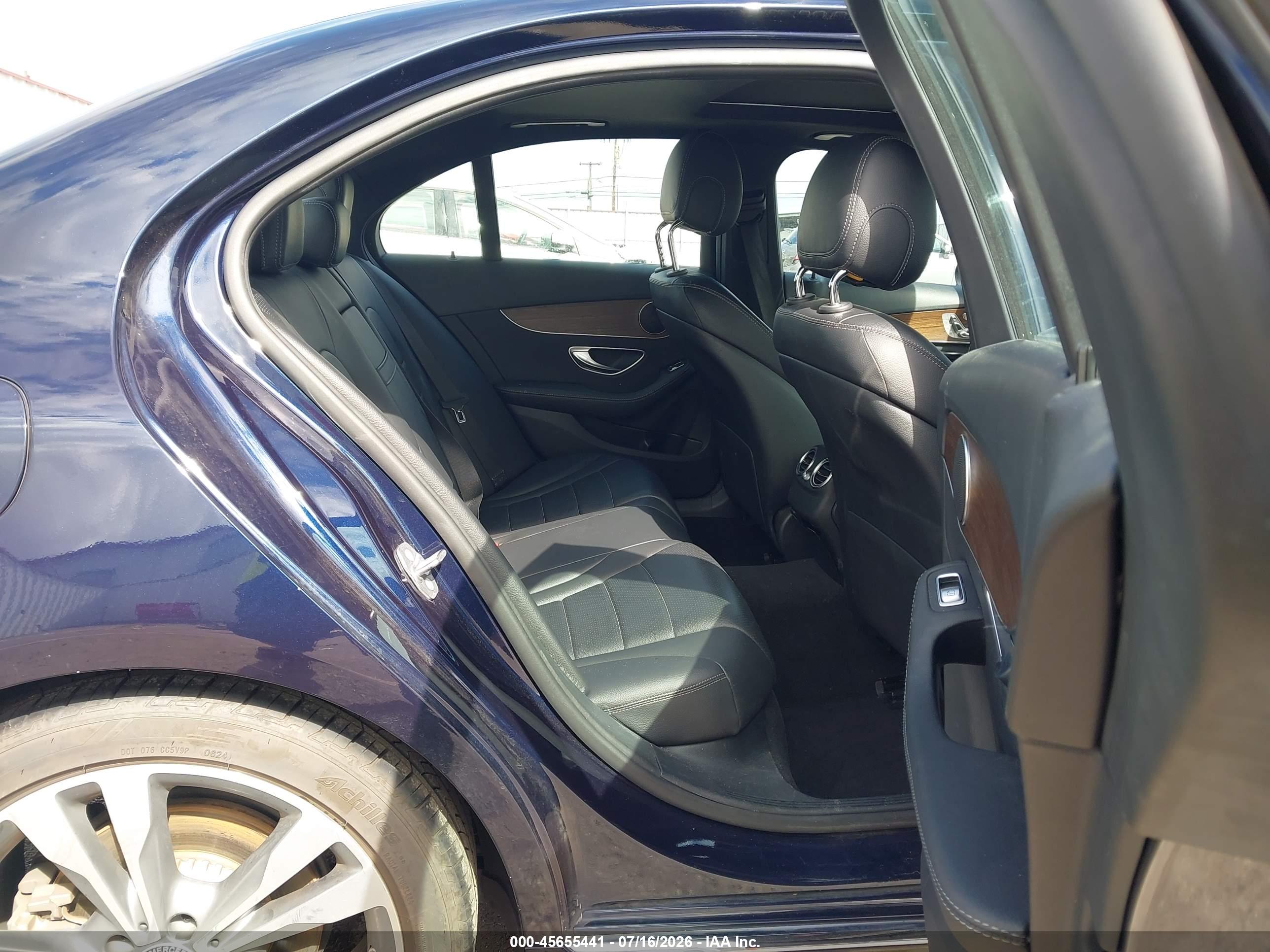 2019 MERCEDES-BENZ C 300 C300