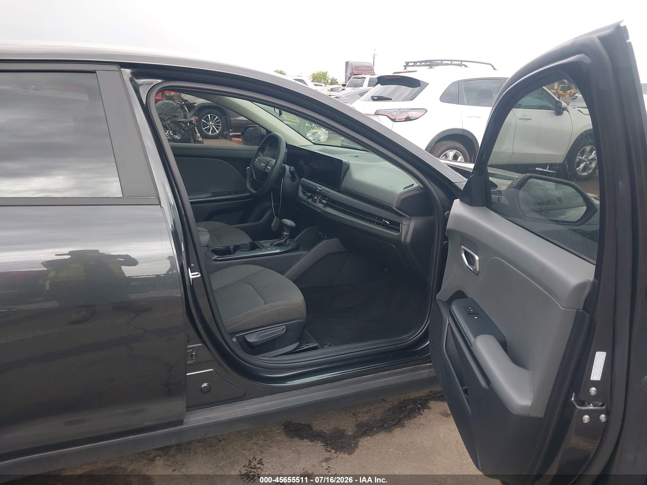 2025 KIA K4 LX, LXS