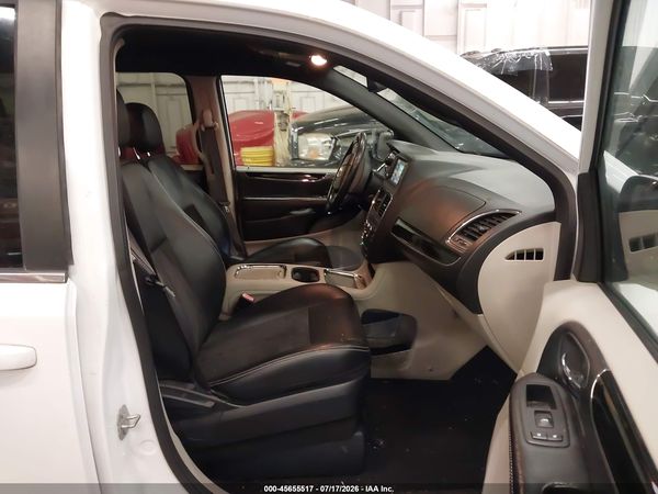 2019 DODGE GRAND CARAVAN SXT — I5