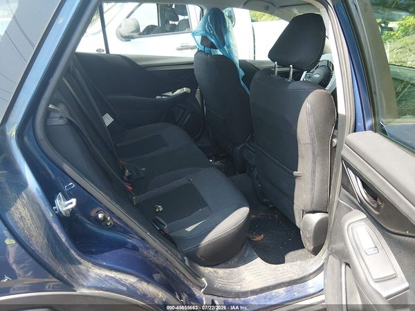 2022 SUBARU OUTBACK Base
