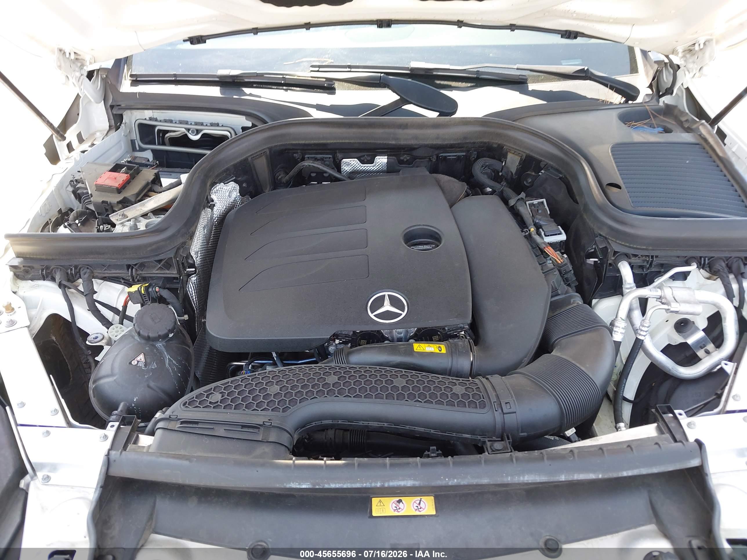 2021 MERCEDES-BENZ GLC 300 SUV