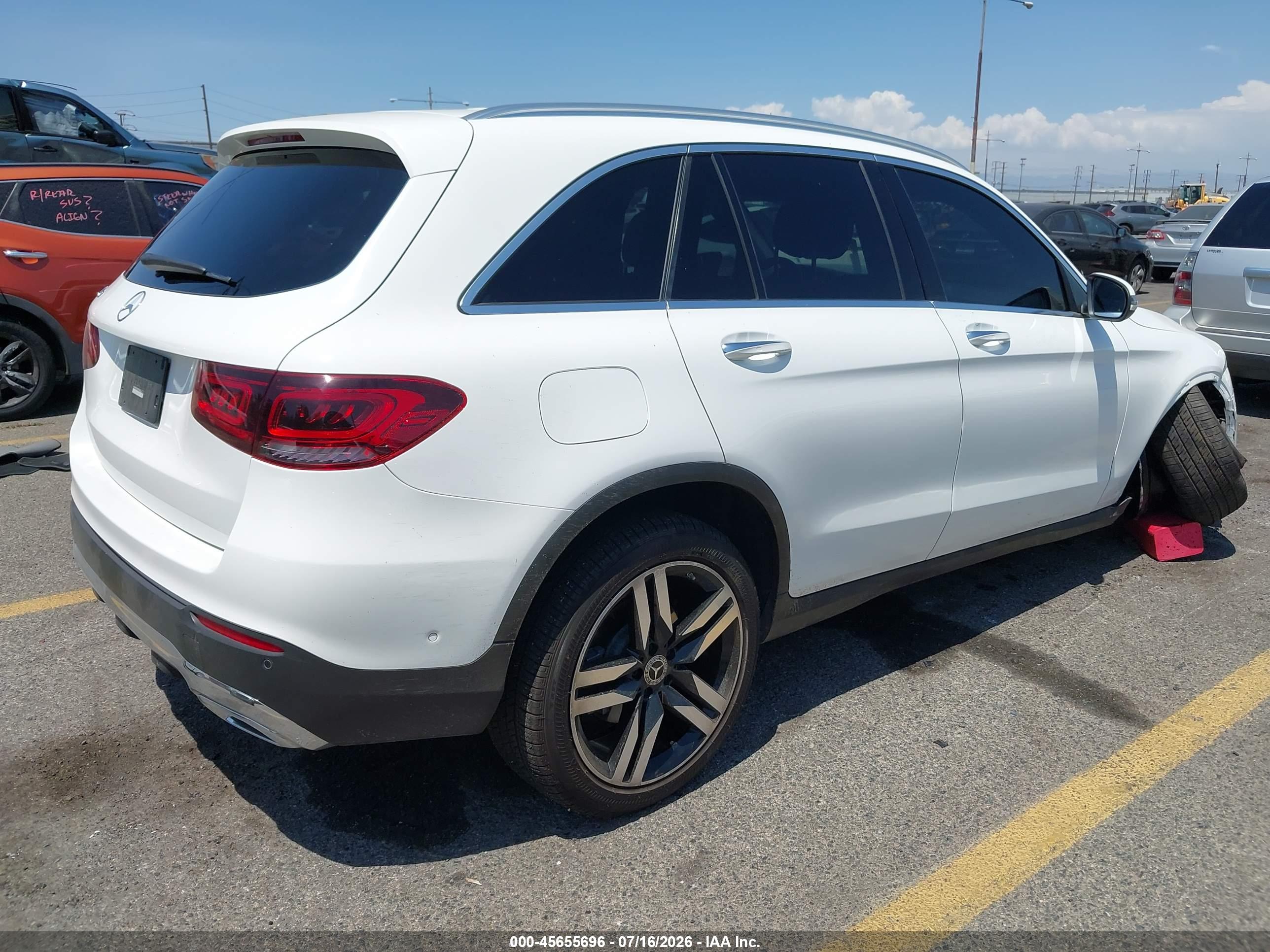 2021 MERCEDES-BENZ GLC 300 SUV