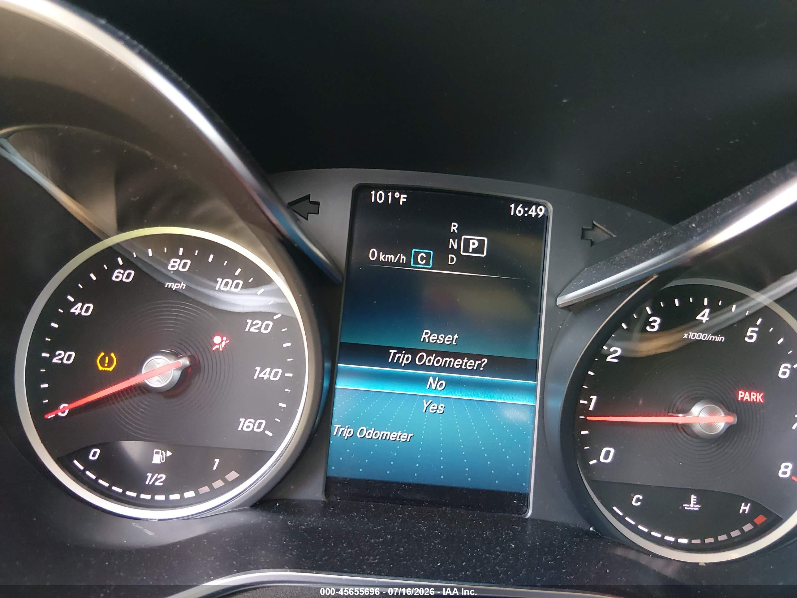 2021 MERCEDES-BENZ GLC 300 SUV