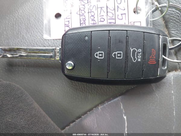 2016 KIA SPORTAGE LX