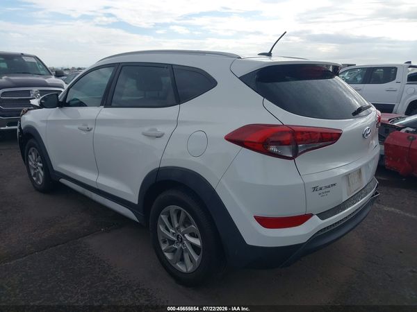 2017 HYUNDAI TUCSON SE
