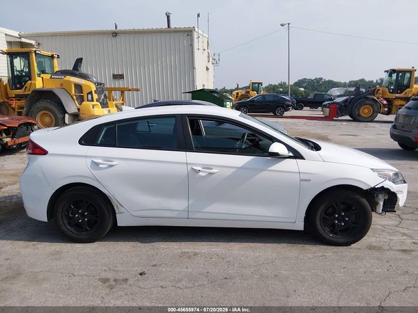 2017 HYUNDAI IONIQ HYBRID BLUE