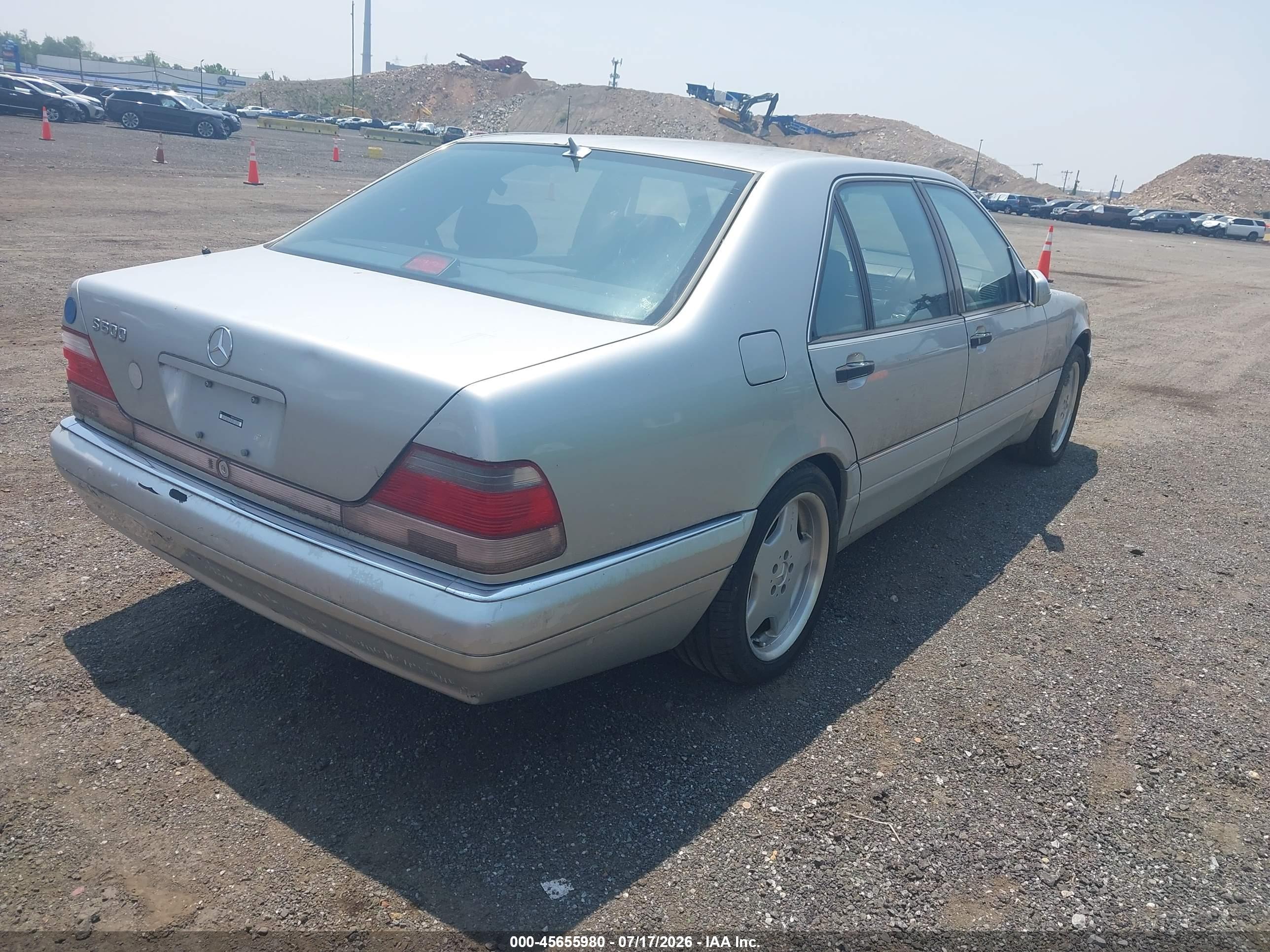 1997 MERCEDES-BENZ S 500 S500 140