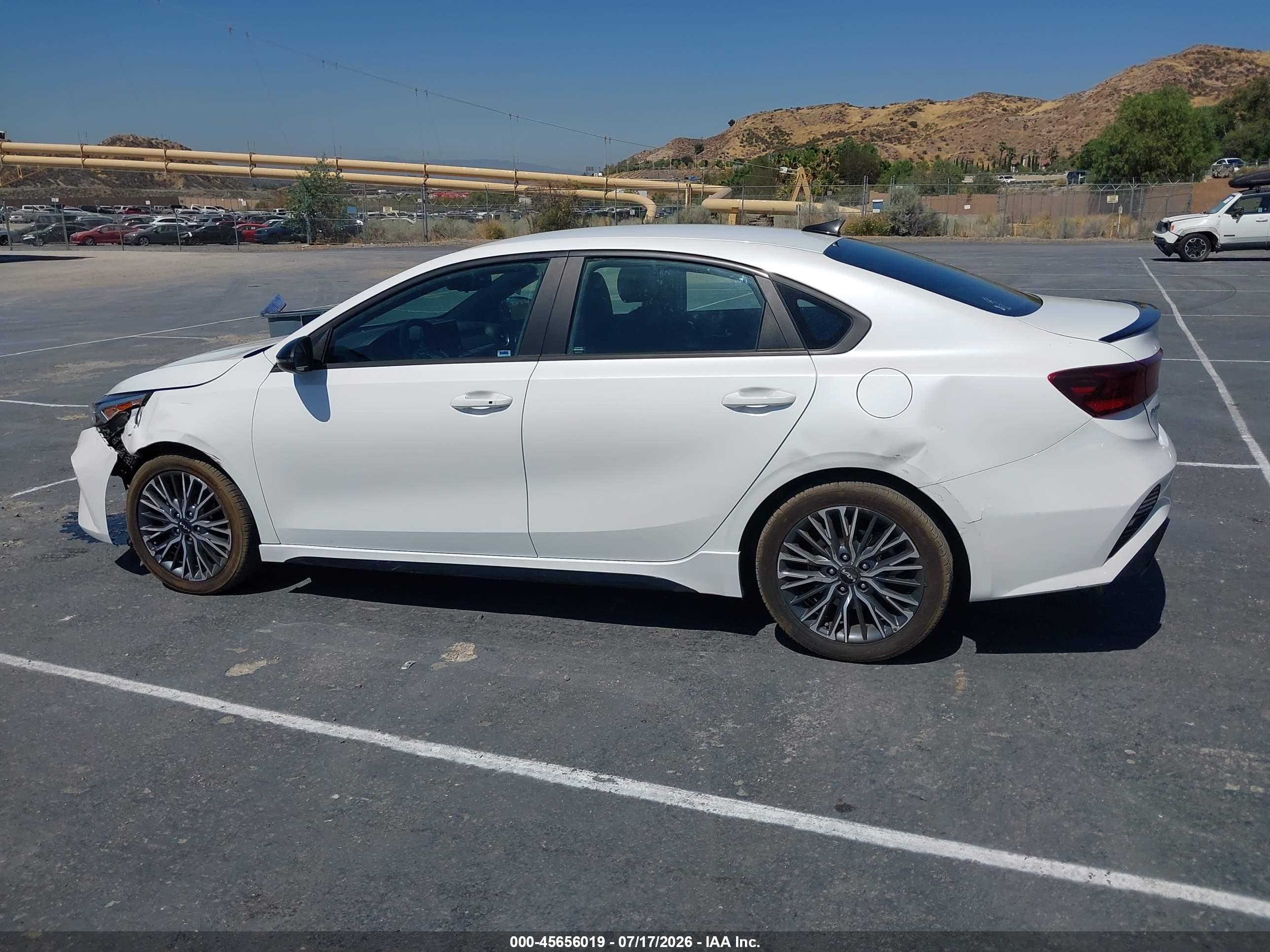 2023 KIA FORTE GT-LINE