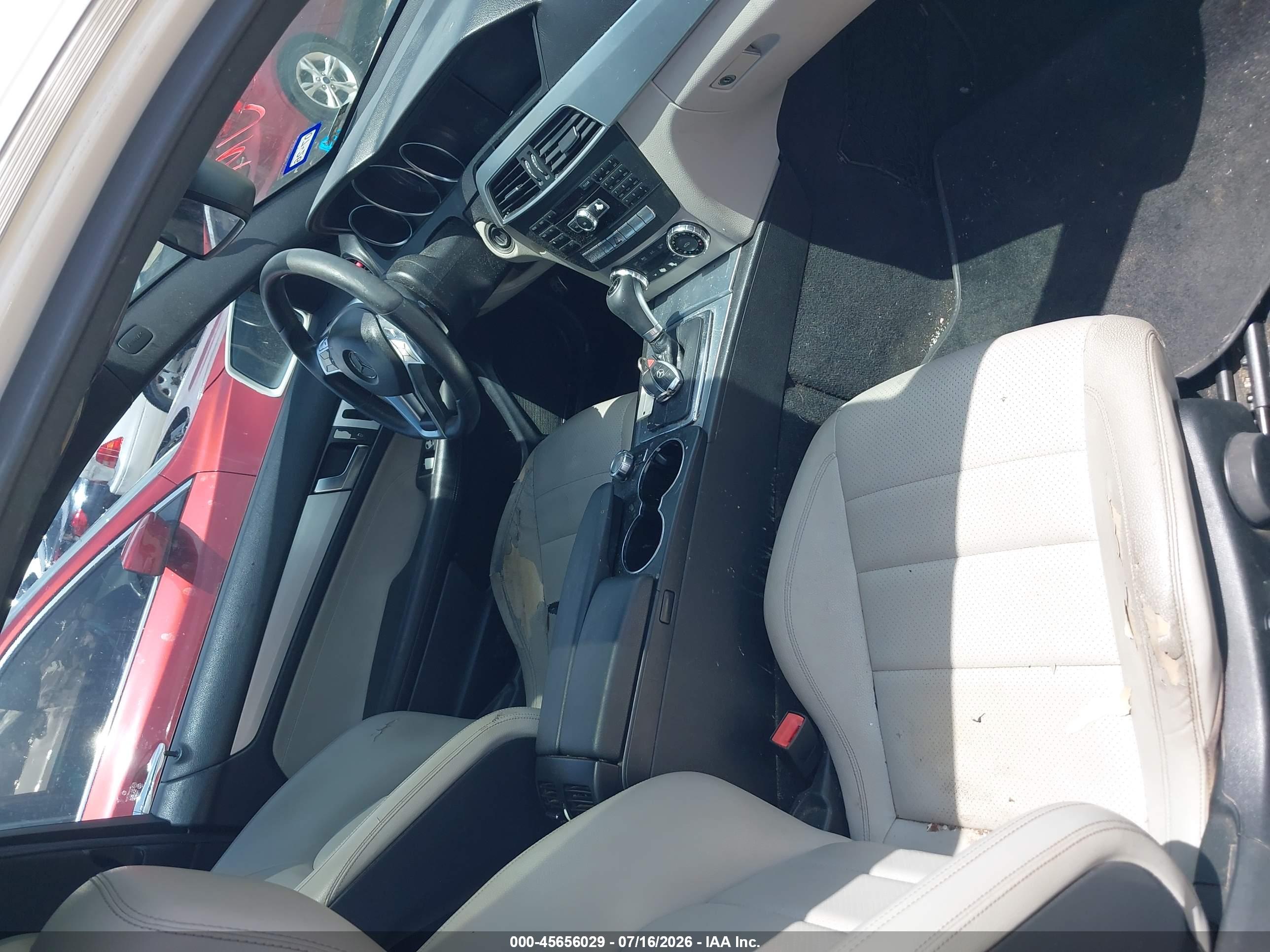 2012 MERCEDES-BENZ C 250 C250